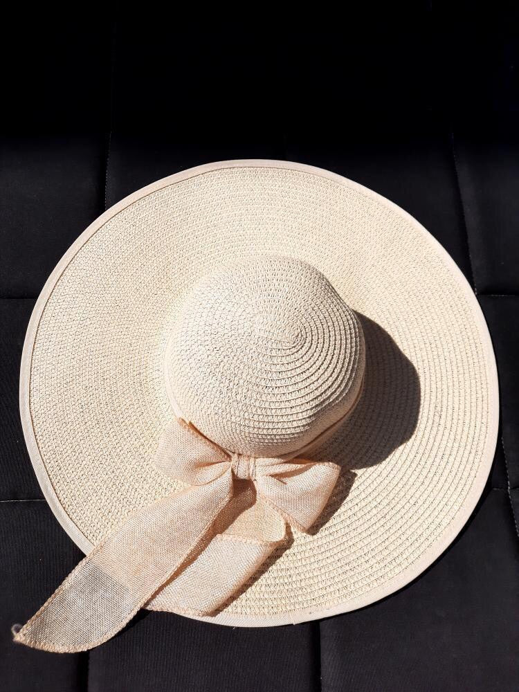 Beige Large bow Beach Hat
